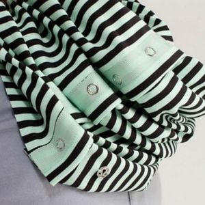 Lululemon mint & black stripe Vinyasa scarf